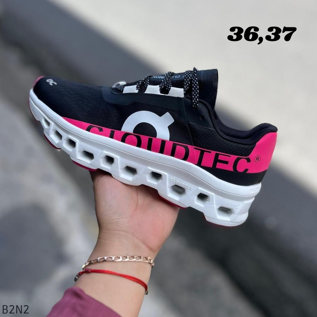 ON CLOUD MONSTER NEGRO ROSA (35)