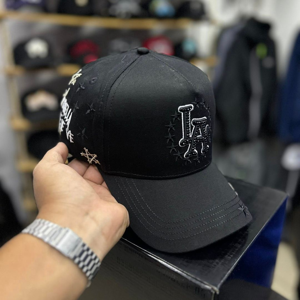 Clave Ali Dandy Hats y Junior H