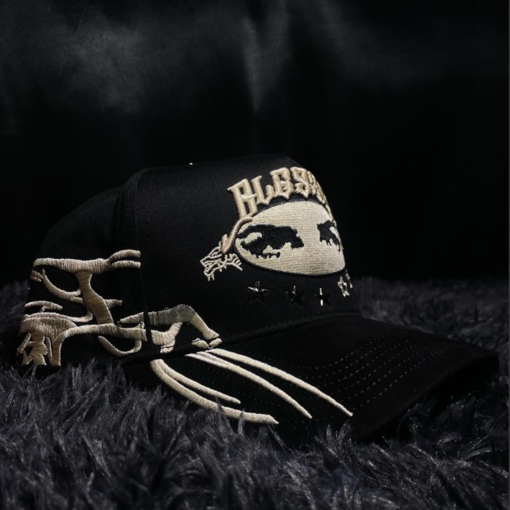 Báez y Adriano Cendejas,  Maestro Shifu